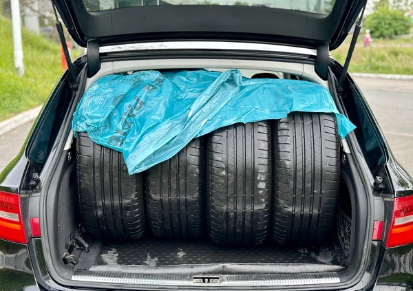 Audi A4 cena 37500 przebieg: 299111, rok produkcji 2013 z Wrocław małe 79